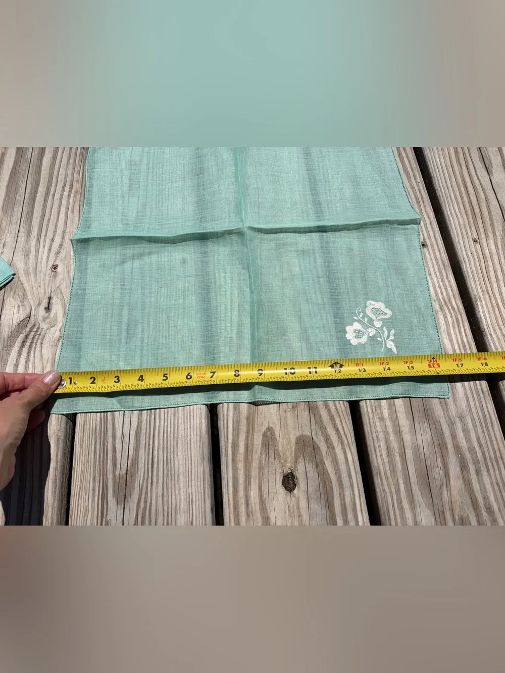 4‎ Embroidered Linen Napkins Green Edge Floral Farm Country Vtg Handkerchief